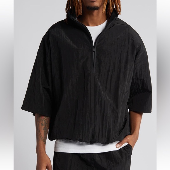 Fear of God Essentials Half zip nylon Popover shirt
